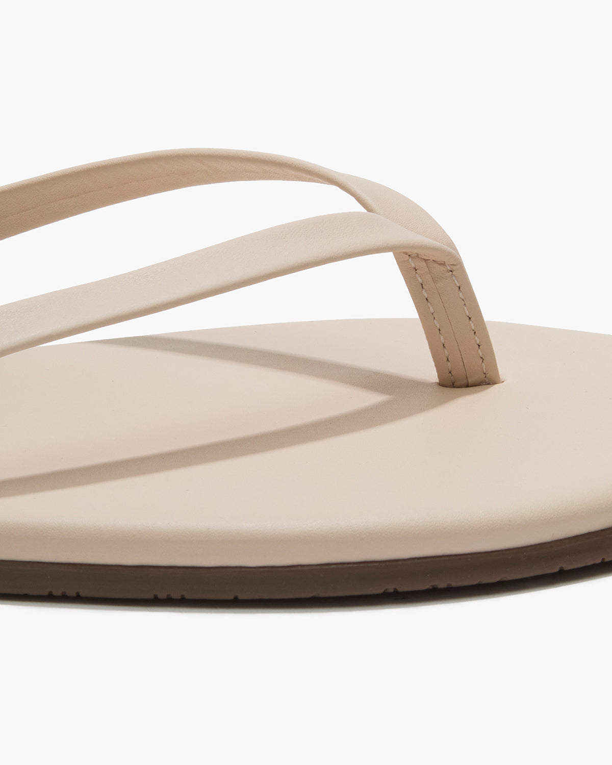 Lily Nudes Leather Flip Flops in Linen - TKEES