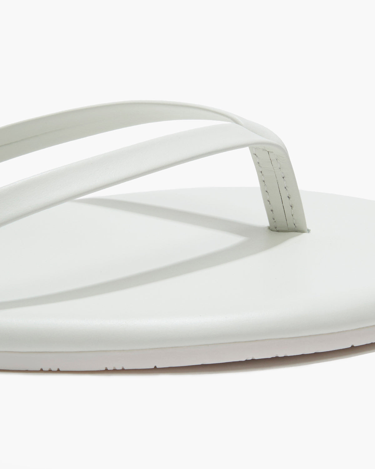 Lily Pigments Leather Flip Flops in White - TKEES