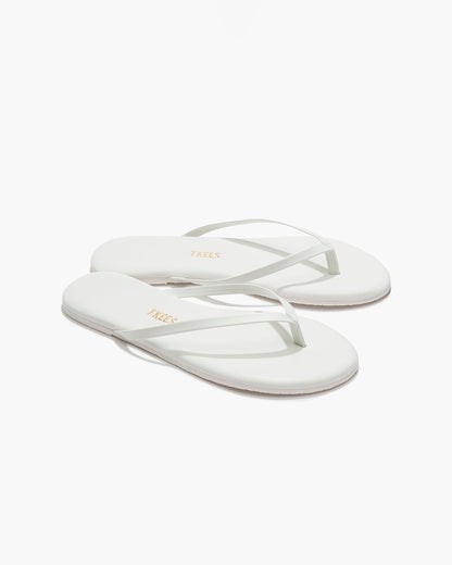 Lily Pigments Leather Flip Flops in White - TKEES