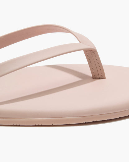 Lily Pigments Leather Flip Flops in Soft Pink - TKEES