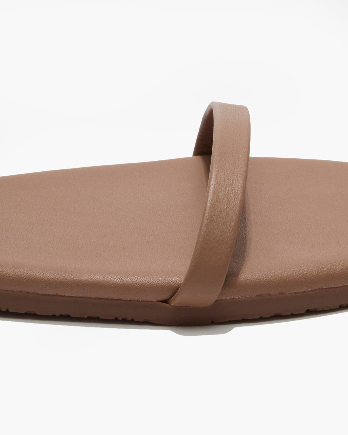 Gemma Leather Sandals in Beach Bum - TKEES