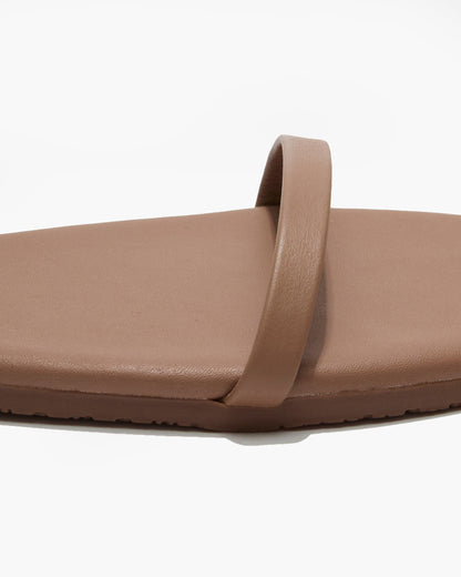 Gemma Leather Sandals in Beach Bum - TKEES