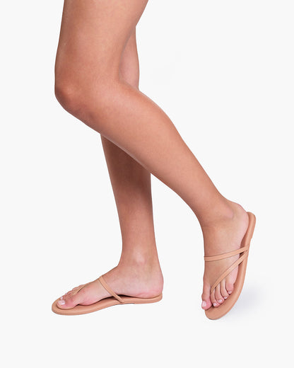 Sarit Leather Sandals in Pout - TKEES