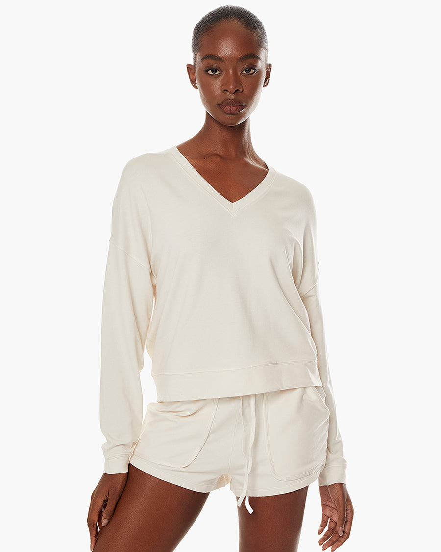 Matinée-de-Tennis-V-neck - Cream  - TKEES