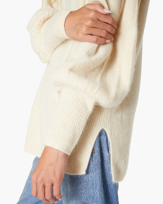 Cashmere Turtleneck  - TKEES