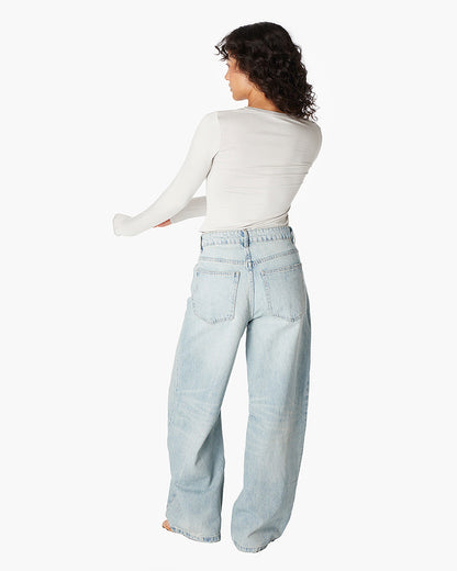 Long-Sleeve Stretch Crewneck  - TKEES