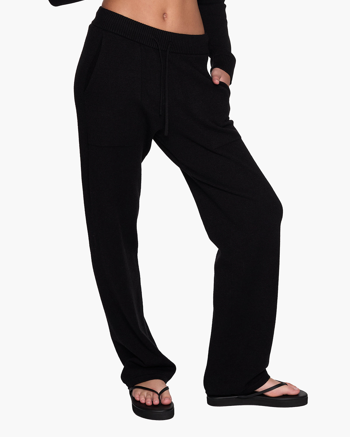 Sunday Sweater Pants - Black - TKEES