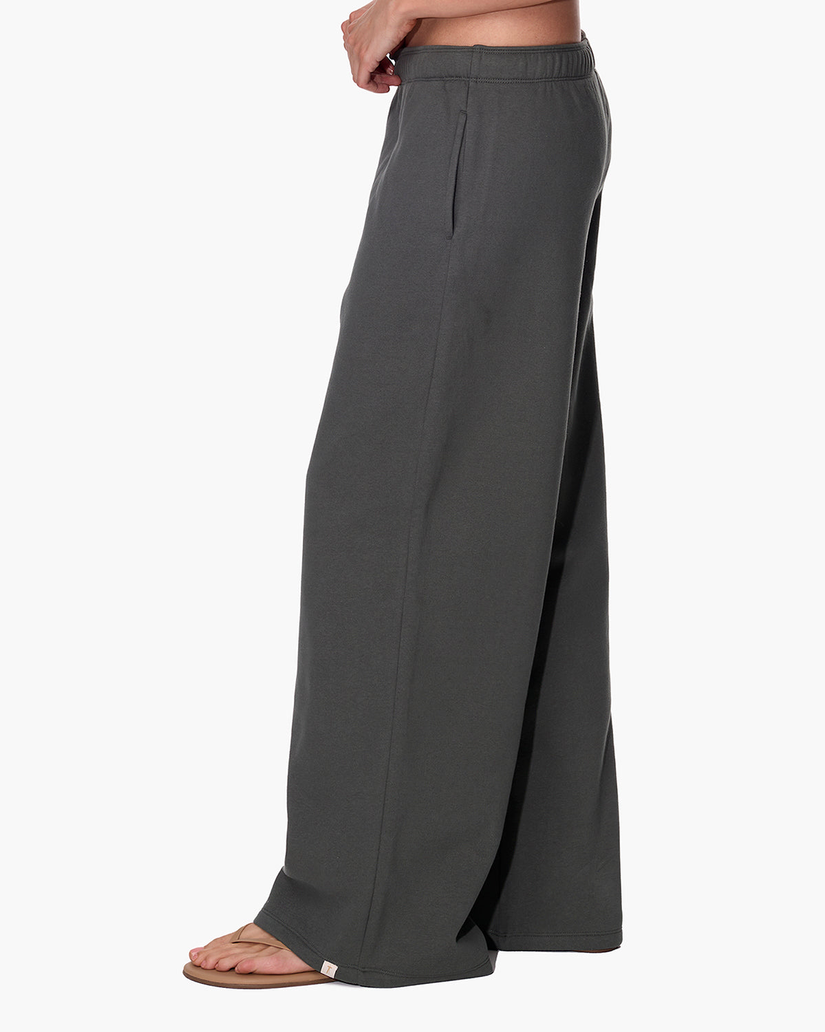 CloudSoft Wide Leg Jogger Green  - TKEES