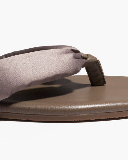 Lennon Leather Flip Flops in Pewter - TKEES